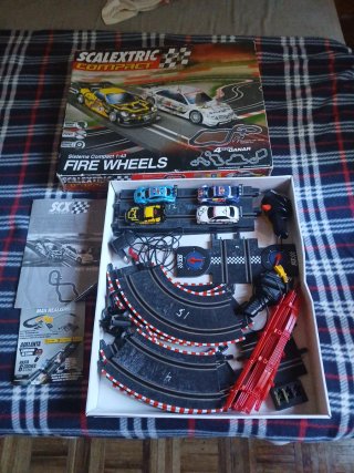 Scalextric Compact Fire Wheels 1:43