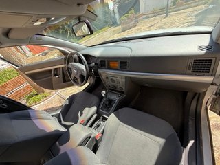 Opel vectra 220 dti 2003