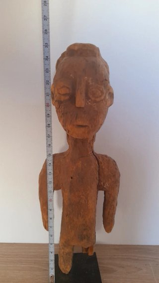 Figura africana antigua Venavi