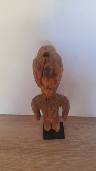 Figura africana antigua Venavi