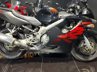 CBR 600 F DESDE 69€/MES