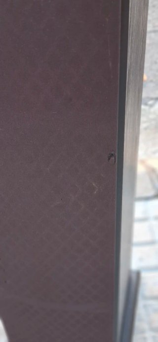 Altavoces Polk Audio T50 Negro/Marrón