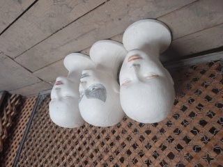 12 - Cabezas de maniquí de corcho