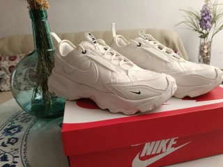Zapatillas Nike TC7900 Talla 40