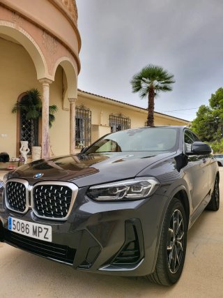BMW X4 2024 190cv hibrido impecable