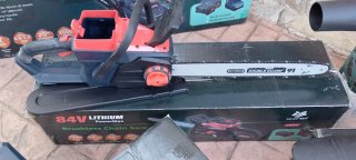 5 máquinas de batería para jardín 80V y 10 Ah