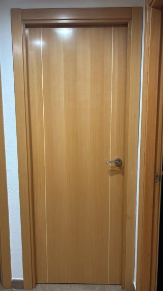 Puertas de madera  leer bien