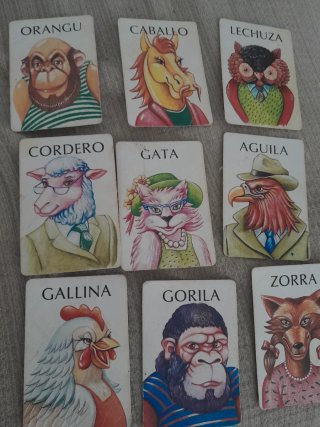 Tablero de juego y 17 cartas de animales