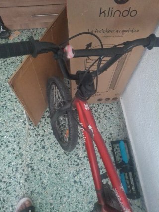 Bicicleta BMX Roja