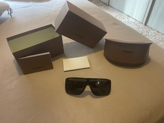 Occhiali da sole Burberry neri