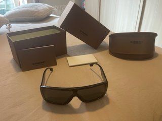 Occhiali da sole Burberry neri