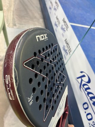 Pala Nox AT10 Genius 12K Agustin Tapia