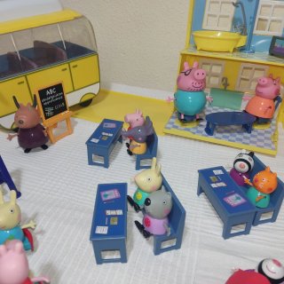 Casa Peppa pig, coche, escuela y parque