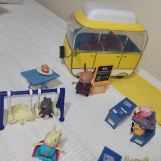 Casa Peppa pig, coche, escuela y parque