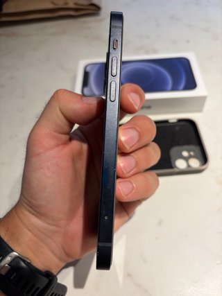 iPhone 12 64GB