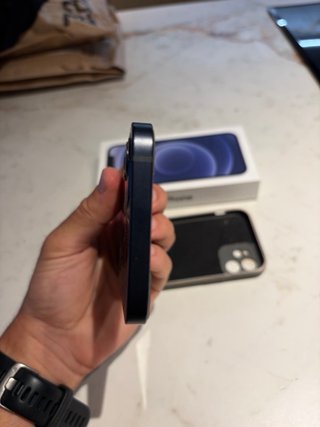 iPhone 12 64GB