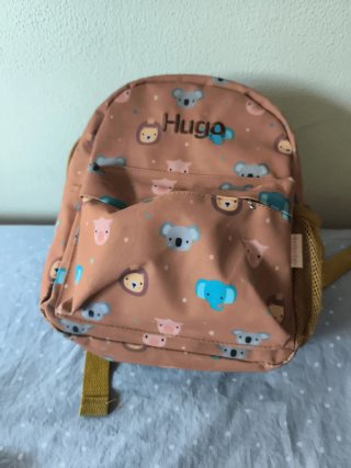 Mochila infantil personalizada Hugo
