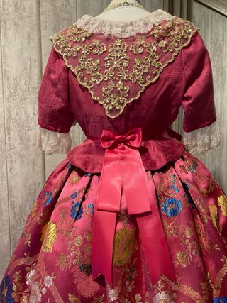 Traje de Fallera