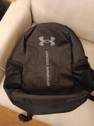 Mochila Under Armour Hustle Negra