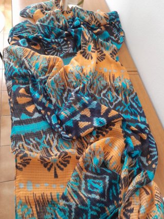 Maxi Fular Estampado marca Springfield 175x90cm