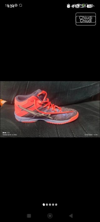 Scarpa pallavolo Asics alta 41,5