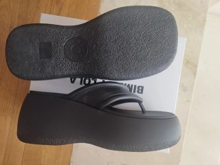Sandalias Bimba y Lola Plataforma Talla 41 nuevas