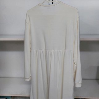 Bata Malizia botones beige talla L