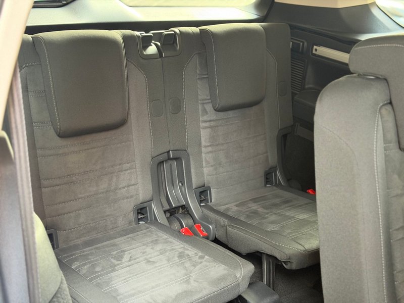 Volkswagen Touran 2017, foto 29