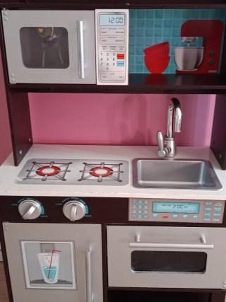 Cocina infantil de juguete