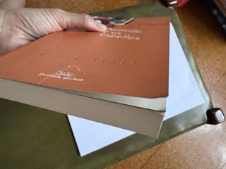 Durmido sobre os espellos ~ Jordi Sierra i Fabra