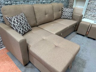 Sofá cama beige con puff