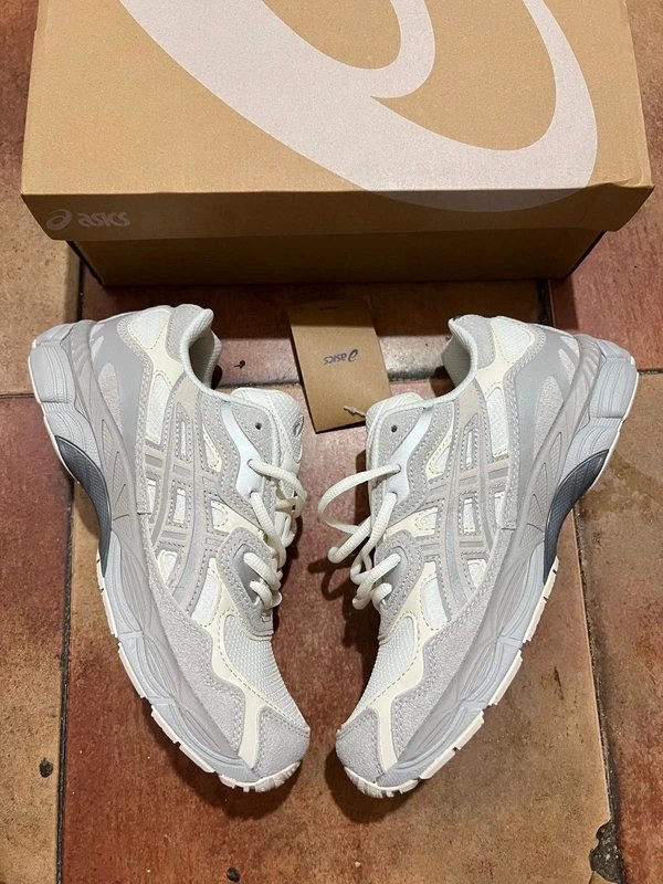 Asics Gel-NYC Gris Talla 38-46
