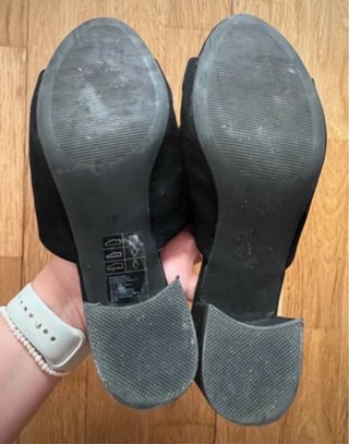 Zapatos negros tacones