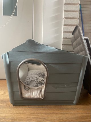 Caseta de exterior para perro pequeño