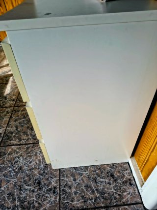 Set armario y cómoda con tres cajoneras