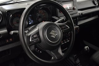 Suzuki Jimny  1.5 PRO 5MT 4x4