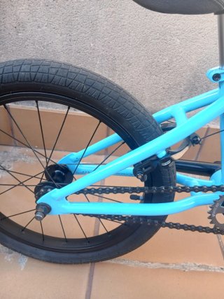 Bicicleta BMX GT 18