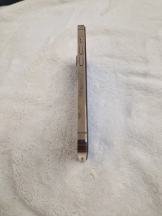 iPhone 13 Pro oro