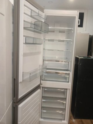 Nevera AEG con garantía y transporte