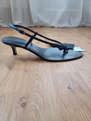Sandalias Mango Piel Tacón Bajo Negras