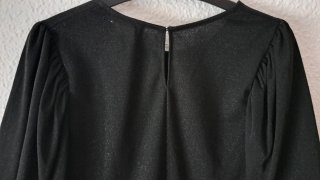 Blusa negra Mango manga abullonada Talla M