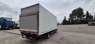 Camión Renault Midlum 220 DXI 2013