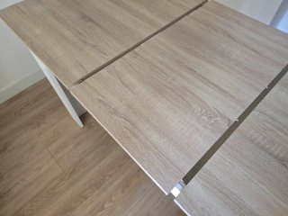 Mesa de comedor madera y blanco. Extensible!