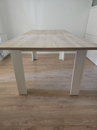 Mesa de comedor madera y blanco. Extensible!