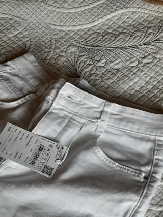 Pantalón vaquero blanco Pedro del Hierro Bootcut