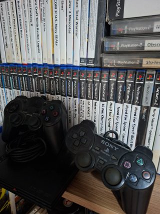 PlayStation 2 Slim Negra
