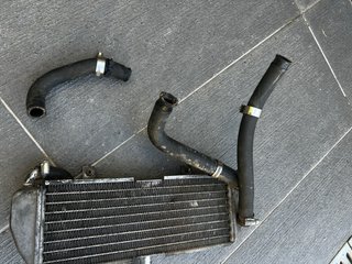 Sistema refrigeración Jog - Radiador y Manguitos