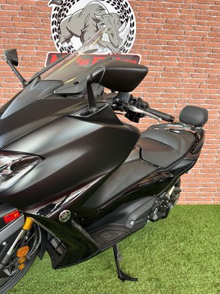 Yamaha TMAX 560 Tech MAX