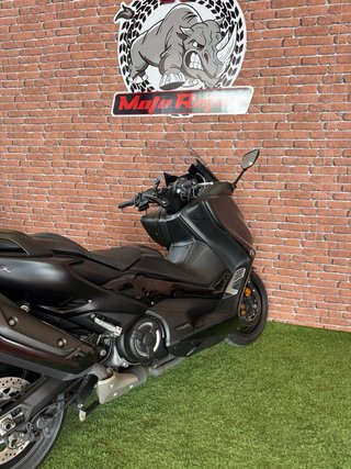 Yamaha TMAX 560 Tech MAX