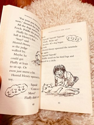 Libro inglés niños |Horrid Henry Summer Fun 6-8año